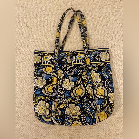 Vera Bradley Handbags - Vera Bradley tote Retired Ellie Navy and Yellow floral pattern with Elephants